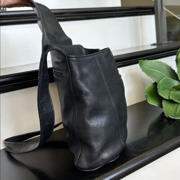 Tignanello Genuine Leather Shoulder Bag – Unique Croc-Embossed Flap Soft Lux - Picture 9 of 12